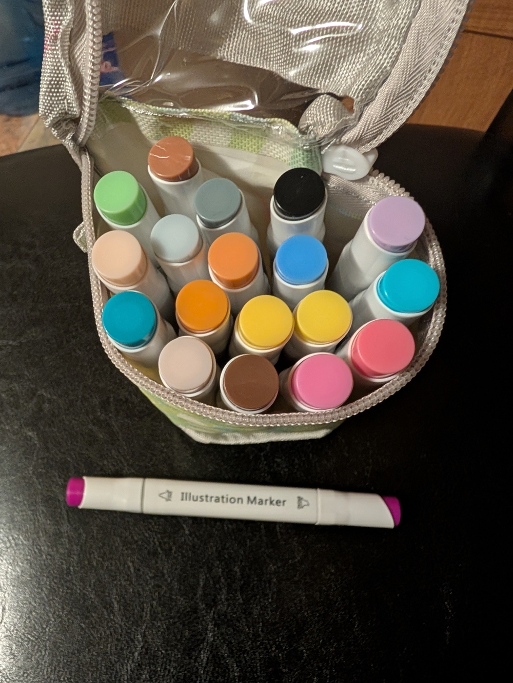 New - Dual Tip Illustration Marker Set, 19 Colors with Zipper Carrying Case